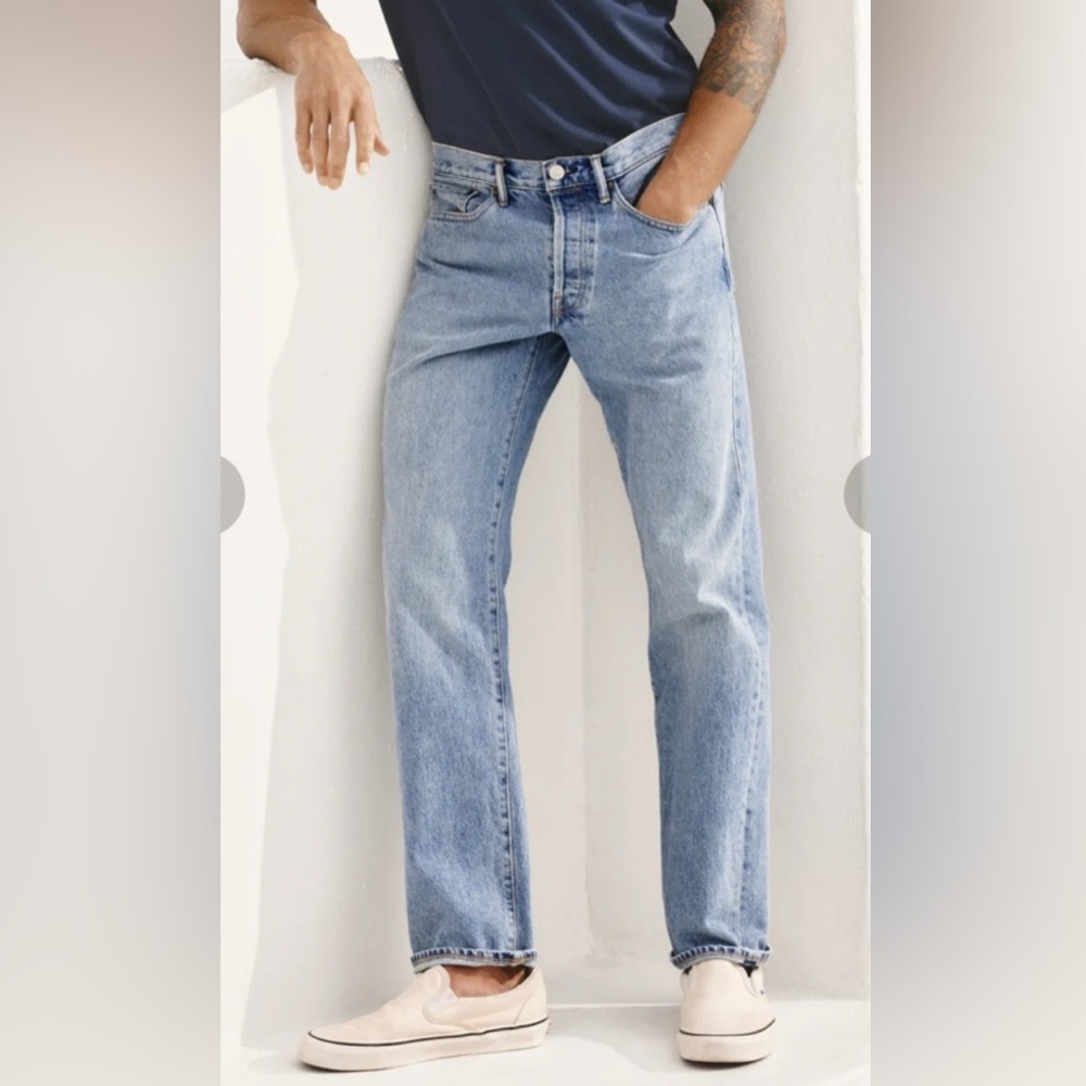 AYR The Normie Straight Leg Light Wash Button Fly Denim Size 38x32